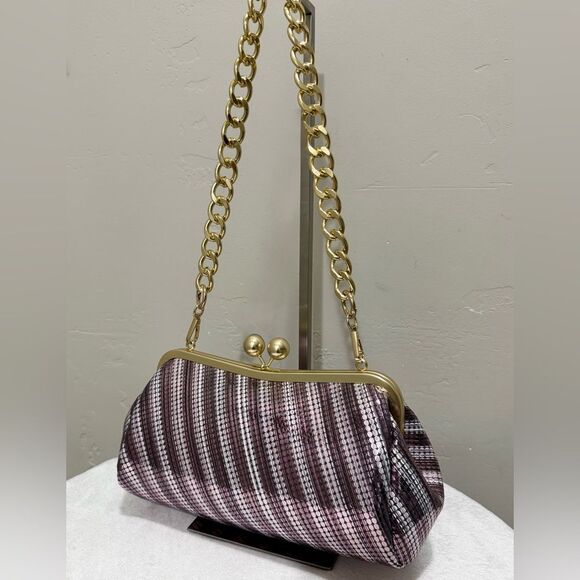 Sequin Embossed Genuine Leather Kisslock Baguette Bag/Shoulder Bag/Crossbody - Picture 11 of 15